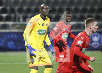 2021-02-11 - Goalkeeper of Rennes Alfred Gomis during the French Cup, round of 64 football match between SCO Angers and Stade Rennais (Rennes) on February 11, 2021 at Stade Raymond Kopa in Angers, France - Photo Jean Catuffe / DPPI - SCO ANGERS AND STADE RENNAIS (RENNES) - FRENCH CUP - SOCCER