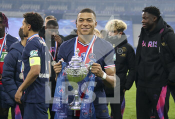 19/05/2021 - Kylian Mbappe of PSG celebrates the victory following the French Cup Final football match between AS Monaco (ASM) and Paris Saint-Germain PSG on May 19, 2021 at Stade de France in Saint-Denis near Paris, France - Photo Jean Catuffe / DPPI - FINAL - AS MONACO (ASM) VS PARIS SAINT-GERMAIN PSG - FRENCH CUP - CALCIO