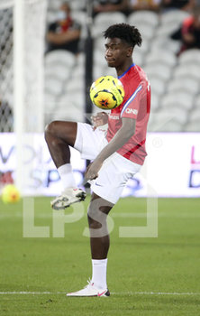 2020-09-10 - Timothee Pembele of PSG warms up before the French championship Ligue 1 football match between RC Lens (Racing Club de Lens) and Paris Saint-Germain (PSG) on September 10, 2020 at Stade Felix Bollaert in Lens, France - Photo Juan Soliz / DPPI - RC LENS (RACING CLUB DE LENS) VS PARIS SAINT-GERMAIN (PSG) - FRENCH LIGUE 1 - SOCCER