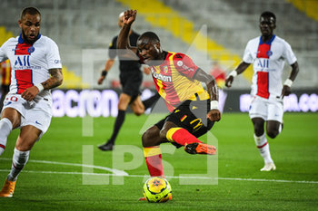 2020-09-10 - Ignatius GANAGO of Lens during the French championship Ligue 1 football match between RC Lens and Paris Saint-Germain on September 10, 2020 at Bollaert stadium in Lens, France - Photo Matthieu Mirville / DPPI - RC LENS (RACING CLUB DE LENS) VS PARIS SAINT-GERMAIN (PSG) - FRENCH LIGUE 1 - SOCCER