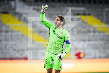 2020-09-10 - Jean-Louis LECA of Lens celebrates the victory during the French championship Ligue 1 football match between RC Lens and Paris Saint-Germain on September 10, 2020 at Bollaert stadium in Lens, France - Photo Matthieu Mirville / DPPI - RC LENS (RACING CLUB DE LENS) VS PARIS SAINT-GERMAIN (PSG) - FRENCH LIGUE 1 - SOCCER