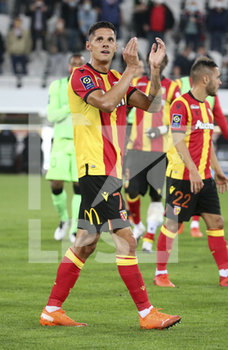 2020-09-10 - Florian Sotoca of Lens celebrates with teammates the victory following the French championship Ligue 1 football match between RC Lens (Racing Club de Lens) and Paris Saint-Germain (PSG) on September 10, 2020 at Stade Felix Bollaert in Lens, France - Photo Juan Soliz / DPPI - RC LENS (RACING CLUB DE LENS) VS PARIS SAINT-GERMAIN (PSG) - FRENCH LIGUE 1 - SOCCER