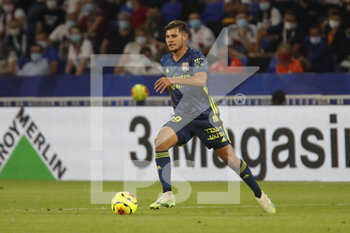 2020-09-18 - Bruno GUIMARAES of Lyon during the French championship Ligue 1 football match between Olympique Lyonnais and Nimes Olympique on September 18, 2020 at Groupama stadium in Decines-Charpieu near Lyon, France - Photo Romain Biard / Isports / DPPI - OLYMPIQUE LYONNAIS VS NIMES OLYMPIQUE  - FRENCH LIGUE 1 - SOCCER