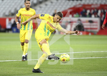 2020-09-25 - Andrei Girotto of FC Nantes during the French championship Ligue 1 football match between Lille OSC (LOSC) and FC Nantes on September 25, 2020 at Stade Pierre Mauroy in Villeneuve-d'Ascq near Lille, France - Photo Juan Soliz / DPPI - LILLE OSC AND FC NANTES - FRENCH LIGUE 1 - SOCCER