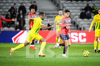 2020-09-25 - Marcus COCO of FC Nantes and Luiz ARAUJO of Lille during the French championship Ligue 1 football match between Lille OSC and FC Nantes on September 25, 2020 at Pierre Mauroy stadium in Villeneuve-d'Ascq near Lille, France - Photo Matthieu Mirville / DPPI - LILLE OSC AND FC NANTES - FRENCH LIGUE 1 - SOCCER