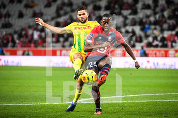 2020-09-25 - Mehdi ABEID of FC Nantes and Boubakary SOUMARE of Lille during the French championship Ligue 1 football match between Lille OSC and FC Nantes on September 25, 2020 at Pierre Mauroy stadium in Villeneuve-d'Ascq near Lille, France - Photo Matthieu Mirville / DPPI - LILLE OSC AND FC NANTES - FRENCH LIGUE 1 - SOCCER