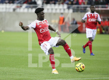 2020-09-27 - Nathanael Mbuku of Reims during the French championship Ligue 1 football match between Stade de Reims and Paris Saint-Germain on September 27, 2020 at Stade Auguste Delaune in Reims, France - Photo Juan Soliz / DPPI - STADE DE REIMS VS PARIS SAINT-GERMAIN - FRENCH LIGUE 1 - SOCCER