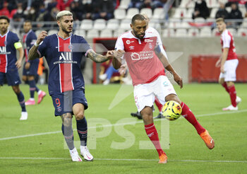 2020-09-27 - Mauro Icardi of PSG, Yunis Abdelhamid of Reims during the French championship Ligue 1 football match between Stade de Reims and Paris Saint-Germain on September 27, 2020 at Stade Auguste Delaune in Reims, France - Photo Juan Soliz / DPPI - STADE DE REIMS VS PARIS SAINT-GERMAIN - FRENCH LIGUE 1 - SOCCER