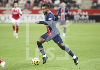 2020-09-27 - Neymar Jr of PSG during the French championship Ligue 1 football match between Stade de Reims and Paris Saint-Germain on September 27, 2020 at Stade Auguste Delaune in Reims, France - Photo Juan Soliz / DPPI - STADE DE REIMS VS PARIS SAINT-GERMAIN - FRENCH LIGUE 1 - SOCCER