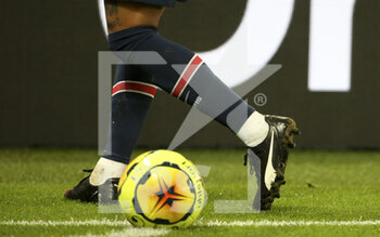 2020-10-02 - Puma shoes of Neymar Jr of PSG during the French championship Ligue 1 football match between Paris Saint-Germain (PSG) and SCO Angers on October 2, 2020 at Parc des Princes stadium in Paris, France - Photo Jean Catuffe / DPPI - PARIS SAINT-GERMAIN VS SCO ANGERS - FRENCH LIGUE 1 - SOCCER