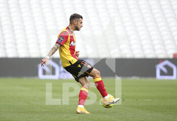 2020-10-03 - Jonathan Clauss of Lens during the French championship Ligue 1 football match between RC Lens and AS Saint Etienne (ASSE) on October 3, 2020 at Stade Bollaert-Delelis formerly Stade Felix Bollaert in Lens, France - Photo Jean Catuffe / DPPI - RC LENS VS AS SAINT ETIENNE (ASSE) - FRENCH LIGUE 1 - SOCCER