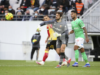 2020-10-03 - Goalkeeper of Lens Jean-Louis Leca, Denis Bouanga of Saint-Etienne during the French championship Ligue 1 football match between RC Lens and AS Saint Etienne (ASSE) on October 3, 2020 at Stade Bollaert-Delelis formerly Stade Felix Bollaert in Lens, France - Photo Jean Catuffe / DPPI - RC LENS VS AS SAINT ETIENNE (ASSE) - FRENCH LIGUE 1 - SOCCER