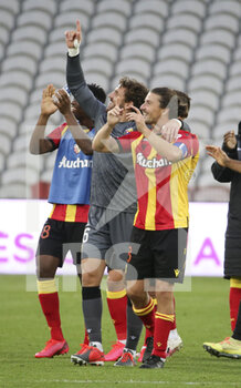 2020-10-03 - Goalkeeper of Lens Jean-Louis Leca, Yannick Cahuzac of Lens celebrate the victory following the French championship Ligue 1 football match between RC Lens and AS Saint Etienne (ASSE) on October 3, 2020 at Stade Bollaert-Delelis formerly Stade Felix Bollaert in Lens, France - Photo Jean Catuffe / DPPI - RC LENS VS AS SAINT ETIENNE (ASSE) - FRENCH LIGUE 1 - SOCCER