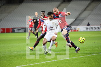 2020-12-13 - Duel Yilmaz 17 losc and Pablo 3 bordeaux during the French Championship Ligue 1 football match between Lille OSC and Girondins de Bordeaux on December 13, 2020 at Pierre Mauroy stadium in Villeneuve-d'Ascq near Lille, France - Photo Laurent Sanson / LS Medianord / DPPI - LILLE OSC VS GIRONDINS DE BORDEAUX - FRENCH LIGUE 1 - SOCCER