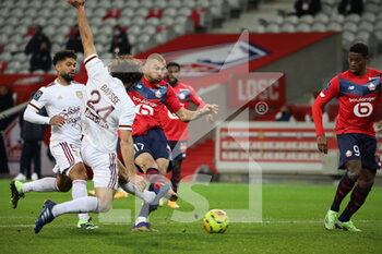 2020-12-13 - Duel Yilmaz 17 and Baysse 24 bordeaux during the French Championship Ligue 1 football match between Lille OSC and Girondins de Bordeaux on December 13, 2020 at Pierre Mauroy stadium in Villeneuve-d'Ascq near Lille, France - Photo Laurent Sanson / LS Medianord / DPPI - LILLE OSC VS GIRONDINS DE BORDEAUX - FRENCH LIGUE 1 - SOCCER