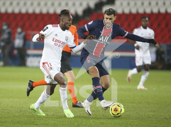 2020-12-13 - Tino Kadewere of Lyon, Leandro Paredes of PSG during the French championship Ligue 1 football match between Paris Saint-Germain (PSG) and Olympique Lyonnais (OL) on December 13, 2020 at Parc des Princes stadium in Paris, France - Photo Jean Catuffe / DPPI - PARIS SAINT-GERMAIN (PSG) VS OLYMPIQUE LYONNAIS (OL) - FRENCH LIGUE 1 - SOCCER