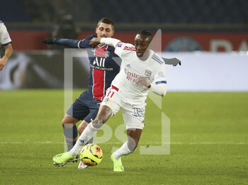 2020-12-13 - Tino Kadewere of Lyon, Marco Verratti of PSG during the French championship Ligue 1 football match between Paris Saint-Germain (PSG) and Olympique Lyonnais (OL) on December 13, 2020 at Parc des Princes stadium in Paris, France - Photo Jean Catuffe / DPPI - PARIS SAINT-GERMAIN (PSG) VS OLYMPIQUE LYONNAIS (OL) - FRENCH LIGUE 1 - SOCCER