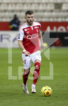 2020-12-16 - Valon Berisha of Reims during the French championship Ligue 1 football match between Stade de Reims and FC Nantes on December 16, 2020 at Stade Auguste Delaune in Reims, France - Photo Jean Catuffe / DPPI - STADE DE REIMS VS FC NANTES - FRENCH LIGUE 1 - SOCCER