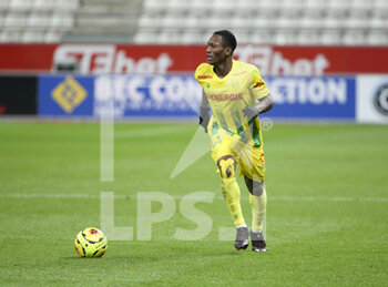 2020-12-16 - Charles Traore of FC Nantes during the French championship Ligue 1 football match between Stade de Reims and FC Nantes on December 16, 2020 at Stade Auguste Delaune in Reims, France - Photo Jean Catuffe / DPPI - STADE DE REIMS VS FC NANTES - FRENCH LIGUE 1 - SOCCER