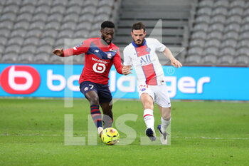 2020-12-20 - Duel Bamba 7 Losc and Florenzi 24 PSG during the French championship Ligue 1 football match between Lille OSC and Paris Saint-Germain on December 20, 2020 at Pierre Mauroy stadium in Villeneuve-d'Ascq near Lille, France - Photo Laurent Sanson / LS Medianord / DPPI - LILLE OSC VS PARIS SAINT-GERMAIN - FRENCH LIGUE 1 - SOCCER