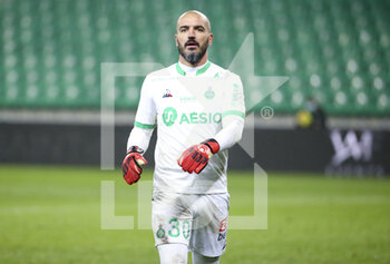 2021-01-06 - Goalkeeper of Saint-Etienne Jessy Moulin during the French championship Ligue 1 football match between AS Saint-Etienne (ASSE) and Paris Saint-Germain (PSG) on January 6, 2021 at stade Geoffroy Guichard in Saint-Etienne, France - Photo Jean Catuffe / DPPI - AS SAINT-ETIENNE (ASSE) VS PARIS SAINT-GERMAIN (PSG) - FRENCH LIGUE 1 - SOCCER