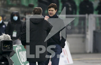 2021-01-06 - Coach of PSG Mauricio Pochettino salutes coach of AS Saint-Etienne Claude Puel at the end of the French championship Ligue 1 football match between AS Saint-Etienne (ASSE) and Paris Saint-Germain (PSG) on January 6, 2021 at stade Geoffroy Guichard in Saint-Etienne, France - Photo Jean Catuffe / DPPI - AS SAINT-ETIENNE (ASSE) VS PARIS SAINT-GERMAIN (PSG) - FRENCH LIGUE 1 - SOCCER