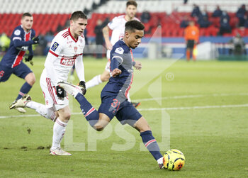 2021-01-09 - Colin Dagba of PSG, Romain Perraud of Brest (left) during the French championship Ligue 1 football match between Paris Saint-Germain (PSG) and Stade Brestois 29 on January 9, 2021 at Parc des Princes stadium in Paris, France - Photo Jean Catuffe / DPPI - PARIS SAINT-GERMAIN (PSG) AND STADE BRESTOIS - FRENCH LIGUE 1 - SOCCER