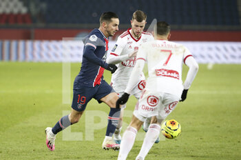 2021-01-09 - Pablo Sarabia of PSG, Jeremy Le Douaron of Brest during the French championship Ligue 1 football match between Paris Saint-Germain (PSG) and Stade Brestois 29 on January 9, 2021 at Parc des Princes stadium in Paris, France - Photo Jean Catuffe / DPPI - PARIS SAINT-GERMAIN (PSG) AND STADE BRESTOIS - FRENCH LIGUE 1 - SOCCER