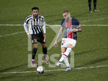 2021-01-16 - Layvin Kurzawa of PSG, Angelo Fulgini of Angers (left) during the French championship Ligue 1 football match between Paris Saint-Germain and SCO Angers on October 2, 2020 at Parc des Princes stadium in Paris, France - Photo Jean Catuffe / DPPI - PARIS SAINT-GERMAIN VS SCO ANGERS - FRENCH LIGUE 1 - SOCCER