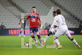 2021-01-17 - Captain LOSC Fonte 6 during the French championship Ligue 1 football match between Lille OSC and Stade de Reims on January 17, 2021 at Pierre Mauroy stadium in Villeneuve-d'Ascq near Lille, France - Photo Laurent Sanson / LS Medianord / DPPI - LILLE OSC AND STADE DE REIMS - FRENCH LIGUE 1 - SOCCER