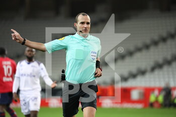 2021-01-17 - Referee Mister MILLOT Benoit during the French championship Ligue 1 football match between Lille OSC and Stade de Reims on January 17, 2021 at Pierre Mauroy stadium in Villeneuve-d'Ascq near Lille, France - Photo Laurent Sanson / LS Medianord / DPPI - LILLE OSC AND STADE DE REIMS - FRENCH LIGUE 1 - SOCCER