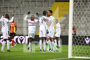2021-01-23 - Congartulations victory players Nice during the French championship Ligue 1 football match between RC Lens and OGC Nice on January 23, 2021 at Bollaert-Delelis stadium in Lens, France - Photo Laurent Sanson / LS Medianord / DPPI - RC LENS AND OGC NICE - FRENCH LIGUE 1 - SOCCER