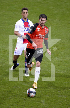2021-01-31 - Adrian Grbic of Lorient, Thilo Kehrer of PSG during the French championship Ligue 1 football match between FC Lorient and Paris Saint-Germain on January 31, 2021 at Stade du Moustoir - Yves Allainmat in Lorient, France - Photo Jean Catuffe / DPPI - FC LORIENT AND PARIS SAINT-GERMAIN - FRENCH LIGUE 1 - SOCCER