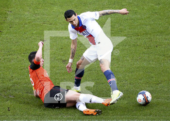 2021-01-31 - Angel Di Maria of PSG, Laurent Abergel of Lorient (left) during the French championship Ligue 1 football match between FC Lorient and Paris Saint-Germain on January 31, 2021 at Stade du Moustoir - Yves Allainmat in Lorient, France - Photo Jean Catuffe / DPPI - FC LORIENT AND PARIS SAINT-GERMAIN - FRENCH LIGUE 1 - SOCCER