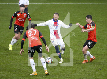2021-01-31 - Neymar Jr of PSG between Enzo Le Fee, Adrian Grbic, Laurent Abergel of Lorient during the French championship Ligue 1 football match between FC Lorient and Paris Saint-Germain on January 31, 2021 at Stade du Moustoir - Yves Allainmat in Lorient, France - Photo Jean Catuffe / DPPI - FC LORIENT AND PARIS SAINT-GERMAIN - FRENCH LIGUE 1 - SOCCER