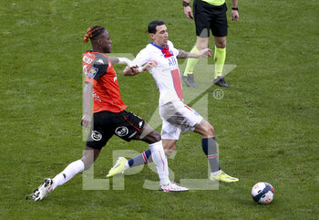 2021-01-31 - Angel Di Maria of PSG, Trevoh Chalobah of Lorient (left) during the French championship Ligue 1 football match between FC Lorient and Paris Saint-Germain on January 31, 2021 at Stade du Moustoir - Yves Allainmat in Lorient, France - Photo Jean Catuffe / DPPI - FC LORIENT AND PARIS SAINT-GERMAIN - FRENCH LIGUE 1 - SOCCER