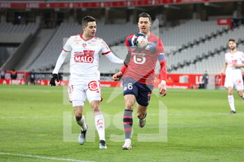 2021-02-14 - Duel FONTE 6 LOSC and FAIVRE Romian 21 Brest during the French championship Ligue 1 football match between Lille OSC and Stade Brestois 29 on February 14, 2021 at Pierre Mauroy stadium in Villeneuve-d'Ascq near Lille, France - Photo Laurent Sanson / LS Medianord / DPPI - LILLE OSC (LOSC) AND STADE BRESTOIS 29 (BREST) - FRENCH LIGUE 1 - SOCCER
