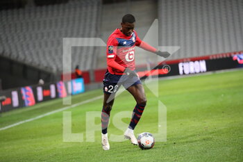 2021-02-14 - Timothy WEAH 22 LOSC during the French championship Ligue 1 football match between Lille OSC and Stade Brestois 29 on February 14, 2021 at Pierre Mauroy stadium in Villeneuve-d'Ascq near Lille, France - Photo Laurent Sanson / LS Medianord / DPPI - LILLE OSC (LOSC) AND STADE BRESTOIS 29 (BREST) - FRENCH LIGUE 1 - SOCCER