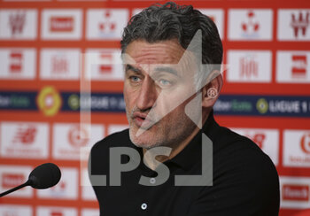 2021-02-14 - Coach of Lille OSC Christophe Galtier during the press conference following the French championship Ligue 1 football match between Lille OSC (LOSC) and Stade Brestois 29 (Brest) on February 14, 2021 at Stade Pierre Mauroy in Villeneuve-d'Ascq near Lille, France - Photo Jean Catuffe / DPPI - LILLE OSC (LOSC) AND STADE BRESTOIS 29 (BREST) - FRENCH LIGUE 1 - SOCCER