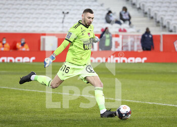 2021-02-14 - Goalkeeper of Brest Sebastien Cibois during the French championship Ligue 1 football match between Lille OSC (LOSC) and Stade Brestois 29 (Brest) on February 14, 2021 at Stade Pierre Mauroy in Villeneuve-d'Ascq near Lille, France - Photo Jean Catuffe / DPPI - LILLE OSC (LOSC) AND STADE BRESTOIS 29 (BREST) - FRENCH LIGUE 1 - SOCCER