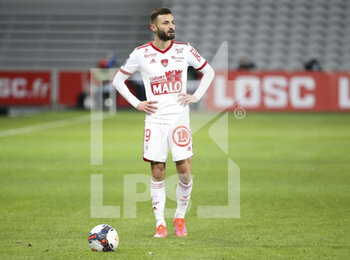 2021-02-14 - Franck Honorat of Brest during the French championship Ligue 1 football match between Lille OSC (LOSC) and Stade Brestois 29 (Brest) on February 14, 2021 at Stade Pierre Mauroy in Villeneuve-d'Ascq near Lille, France - Photo Jean Catuffe / DPPI - LILLE OSC (LOSC) AND STADE BRESTOIS 29 (BREST) - FRENCH LIGUE 1 - SOCCER