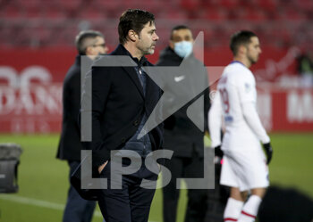2021-02-27 - Coach of PSG Mauricio Pochettino during the French championship Ligue 1 football match between Dijon FCO (DFCO) and Paris Saint-Germain (PSG) on February 27, 2021 at Stade Gaston Gerard in Dijon, France - Photo Jean Catuffe / DPPI - DIJON FCO (DFCO) AND PARIS SAINT-GERMAIN (PSG) - FRENCH LIGUE 1 - SOCCER