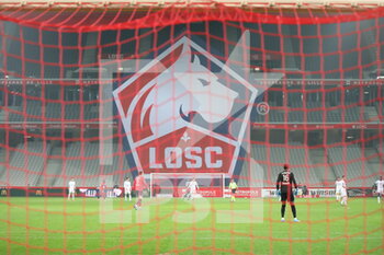 2021-03-03 - Maxi logo dogue LOSC during the French championship Ligue 1 football match between Lille OSC and Olympique de Marseille on March 3, 2021 at Pierre Mauroy stadium in Villeneuve-d'Ascq near Lille, France - Photo Laurent Sanson / LS Medianord / DPPI - LILLE OSC AND OLYMPIQUE DE MARSEILLE - FRENCH LIGUE 1 - SOCCER
