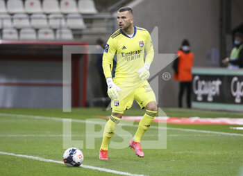2021-03-12 - Goalkeeper of Lyon Anthony Lopes during the French championship Ligue 1 football match between Stade de Reims and Olympique Lyonnais (OL) on March 12, 2021 at Stade Auguste Delaune in Reims, France - Photo Jean Catuffe / DPPI - STADE DE REIMS AND OLYMPIQUE LYONNAIS (OL) - FRENCH LIGUE 1 - SOCCER
