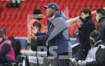 2021-03-14 - Coach of FC Nantes Antoine Kombouare during the French championship Ligue 1 football match between Paris Saint-Germain and FC Nantes on March 14, 2021 at Parc des Princes stadium in Paris, France - Photo Jean Catuffe / DPPI - PARIS SAINT-GERMAIN AND FC NANTES - FRENCH LIGUE 1 - SOCCER