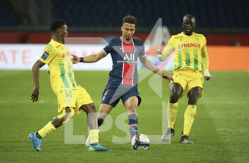 2021-03-14 - Thilo Kehrer of PSG, Charles Traore of FC Nantes (left) during the French championship Ligue 1 football match between Paris Saint-Germain and FC Nantes on March 14, 2021 at Parc des Princes stadium in Paris, France - Photo Jean Catuffe / DPPI - PARIS SAINT-GERMAIN AND FC NANTES - FRENCH LIGUE 1 - SOCCER