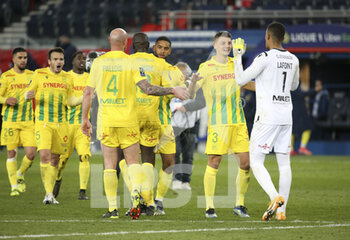 2021-03-14 - Players of Nantes celebrate the victory following the French championship Ligue 1 football match between Paris Saint-Germain and FC Nantes on March 14, 2021 at Parc des Princes stadium in Paris, France - Photo Jean Catuffe / DPPI - PARIS SAINT-GERMAIN AND FC NANTES - FRENCH LIGUE 1 - SOCCER
