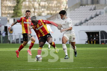 2021-03-14 - Duel Kalimuendo 29 Lens and Vagner 27 Metz during the French championship Ligue 1 football match between RC Lens and FC Metz on March 14, 2021 at Bollaert-Delelis stadium in Lens, France - Photo Laurent Sanson / LS Medianord / DPPI - RC LENS AND FC METZ - FRENCH LIGUE 1 - SOCCER