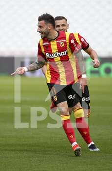 2021-03-14 - Jonathan Clauss of Lens celebrates his goal during the French championship Ligue 1 football match between RC Lens and FC Metz on March 14, 2021 at Stade Bollaert-Delelis in Lens, France - Photo Jean Catuffe / DPPI - RC LENS AND FC METZ - FRENCH LIGUE 1 - SOCCER