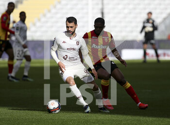 2021-03-14 - Farid Boulaya of FC Metz during the French championship Ligue 1 football match between RC Lens and FC Metz on March 14, 2021 at Stade Bollaert-Delelis in Lens, France - Photo Jean Catuffe / DPPI - RC LENS AND FC METZ - FRENCH LIGUE 1 - SOCCER